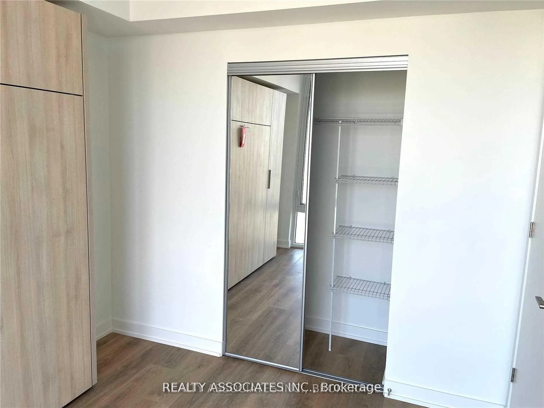 Photo 9 of Unit 4003, 501 Yonge Street, Toronto, Church-Yonge Corridor — HOMEH
