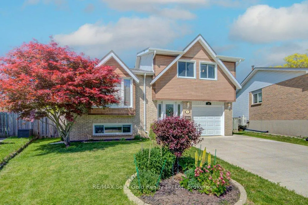 Photo 1 of 16 Sugar Maple Place, Kitchener — HOMEH