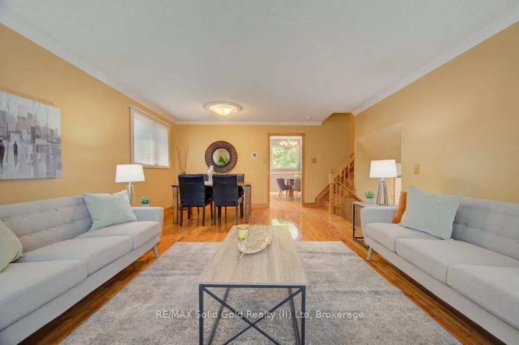 Photo 10 of 16 Sugar Maple Place, Kitchener — HOMEH