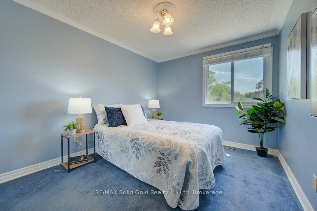 Photo 22 of 16 Sugar Maple Place, Kitchener — HOMEH