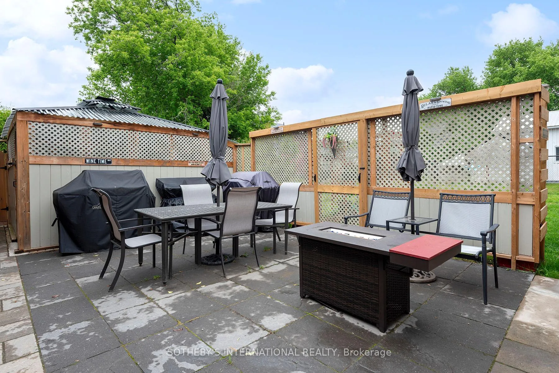 Photo 11 of 21 Alice Street, Smiths Falls — HOMEH