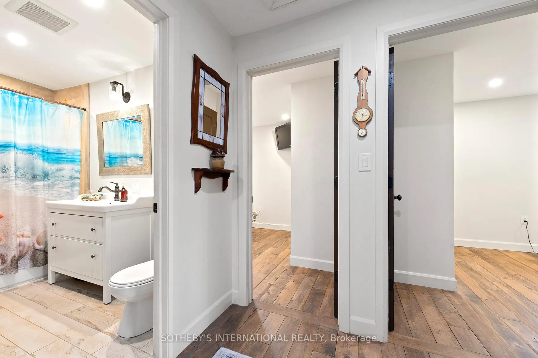 Photo 35 of 21 Alice Street, Smiths Falls — HOMEH