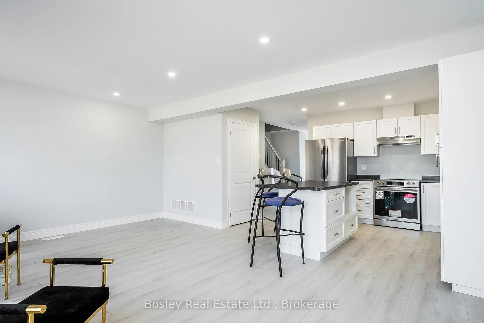 Photo 8 of 165 Equality Drive, Meaford — HOMEH