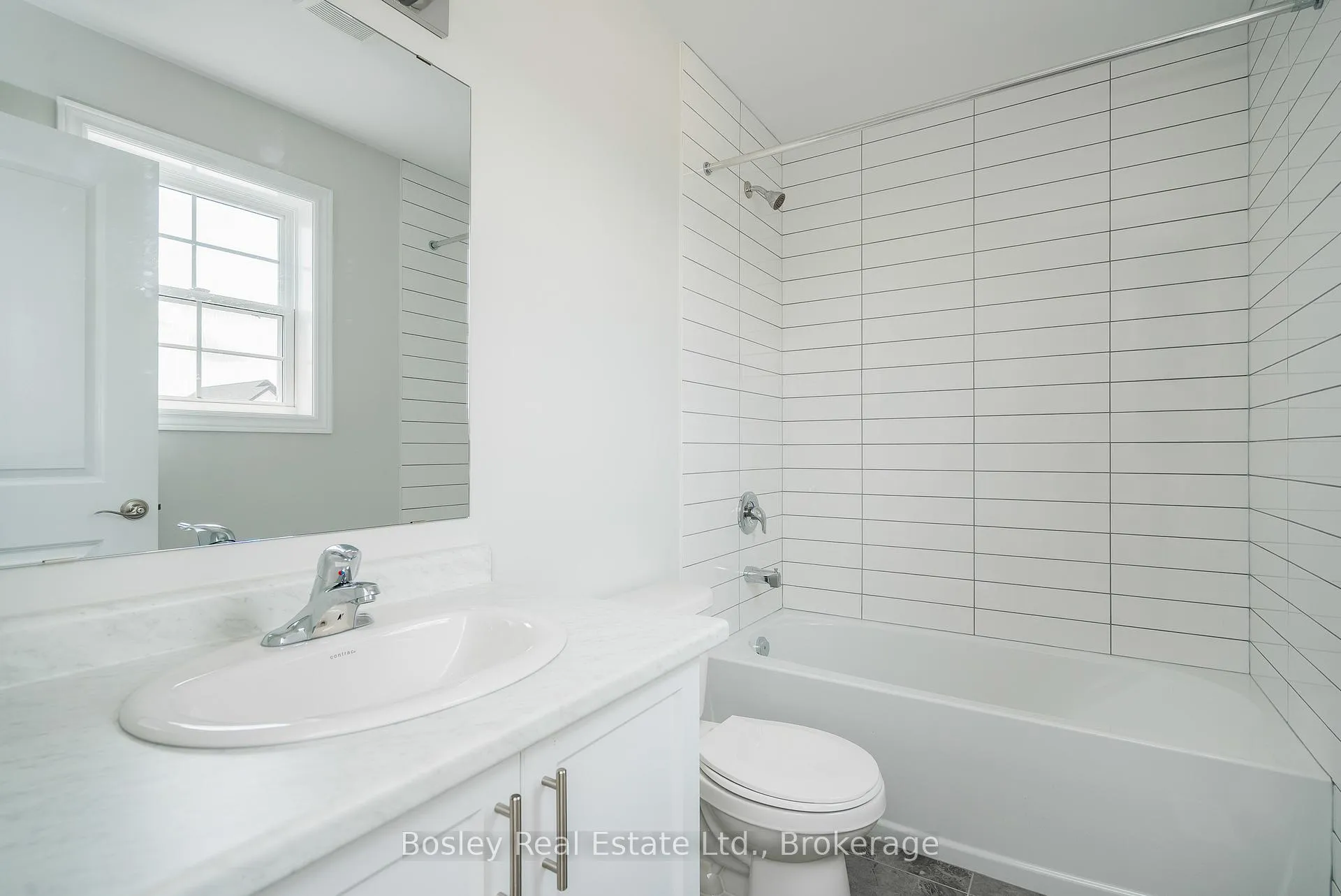 Photo 15 of 165 Equality Drive, Meaford — HOMEH