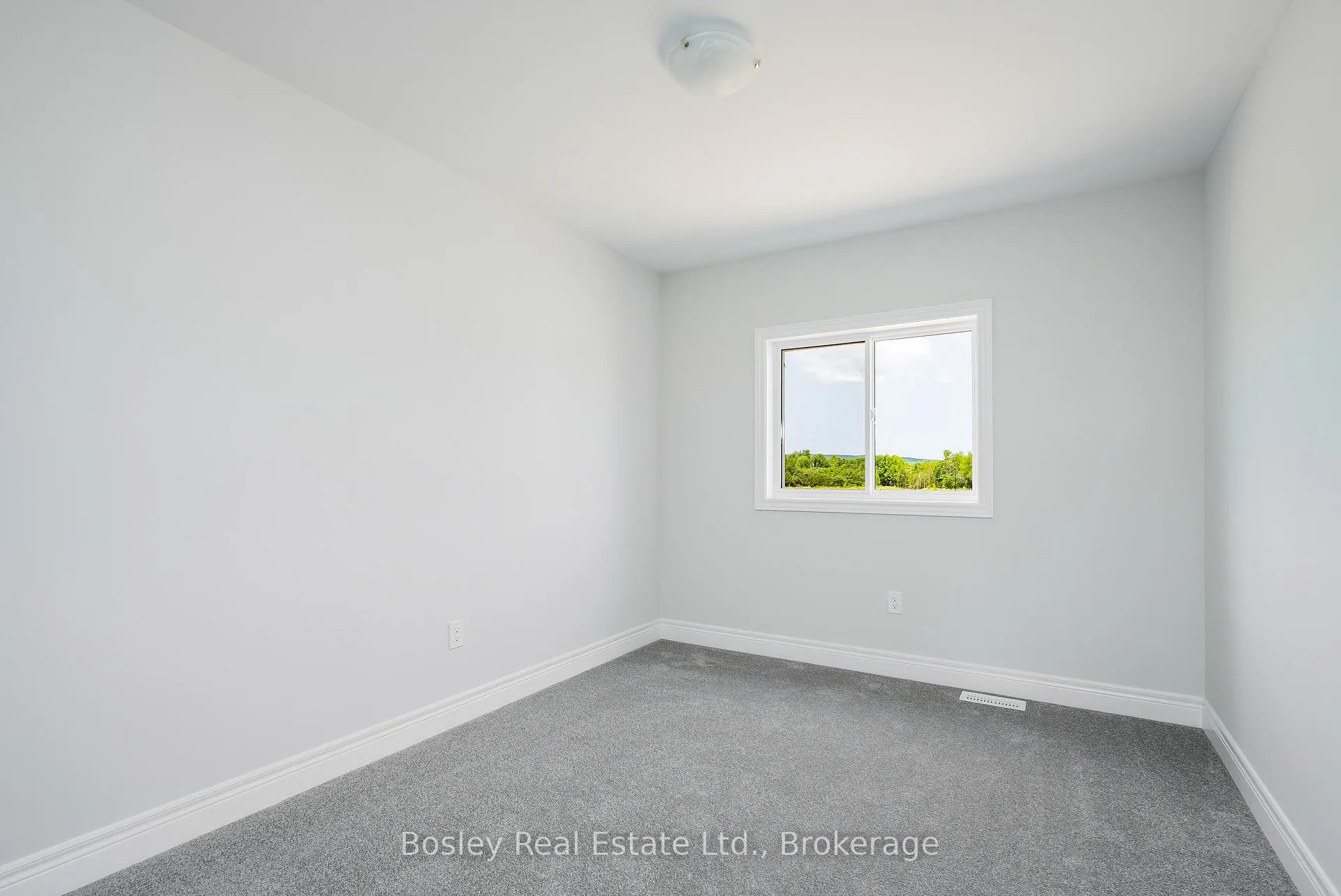 Photo 16 of 165 Equality Drive, Meaford — HOMEH