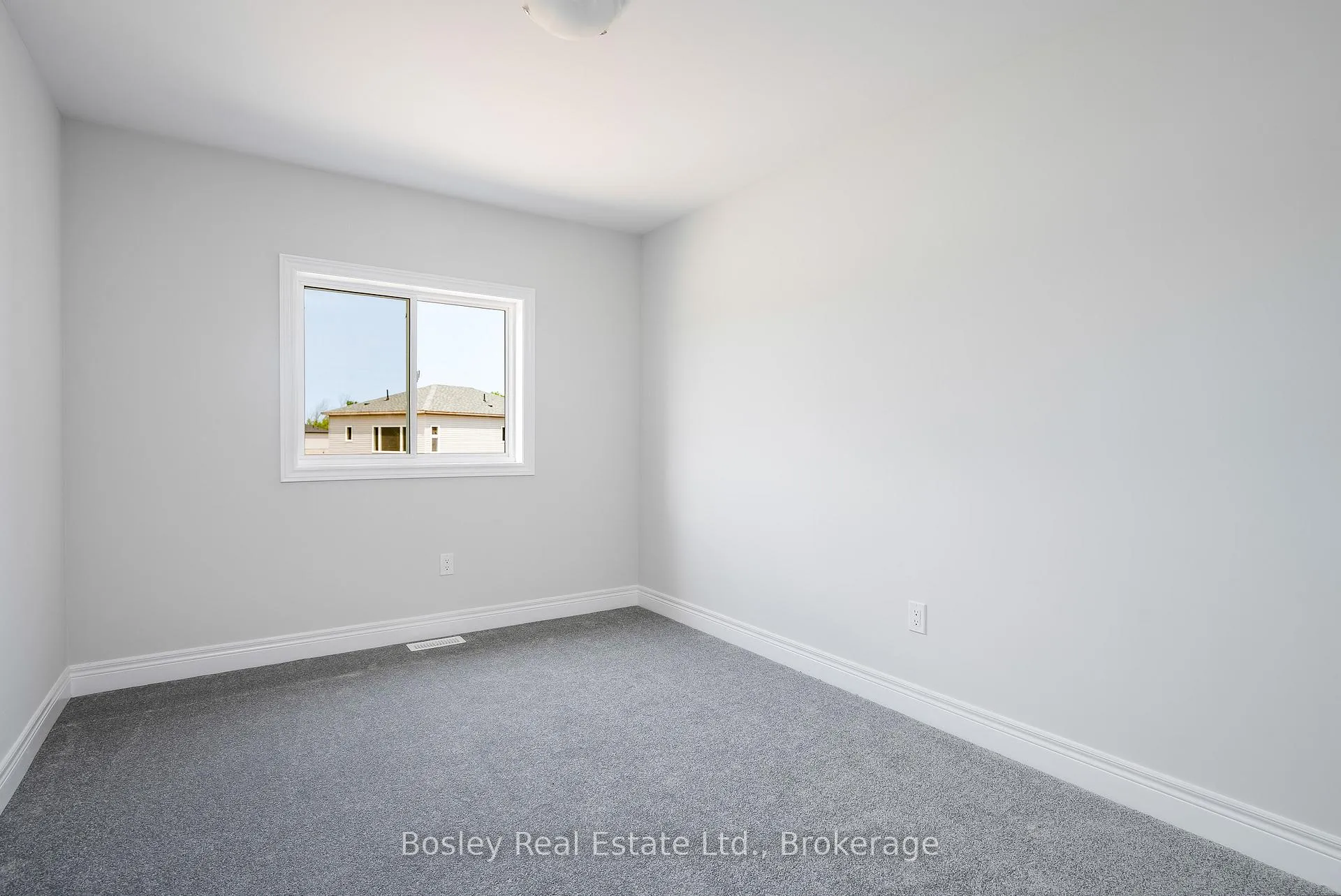 Photo 19 of 165 Equality Drive, Meaford — HOMEH