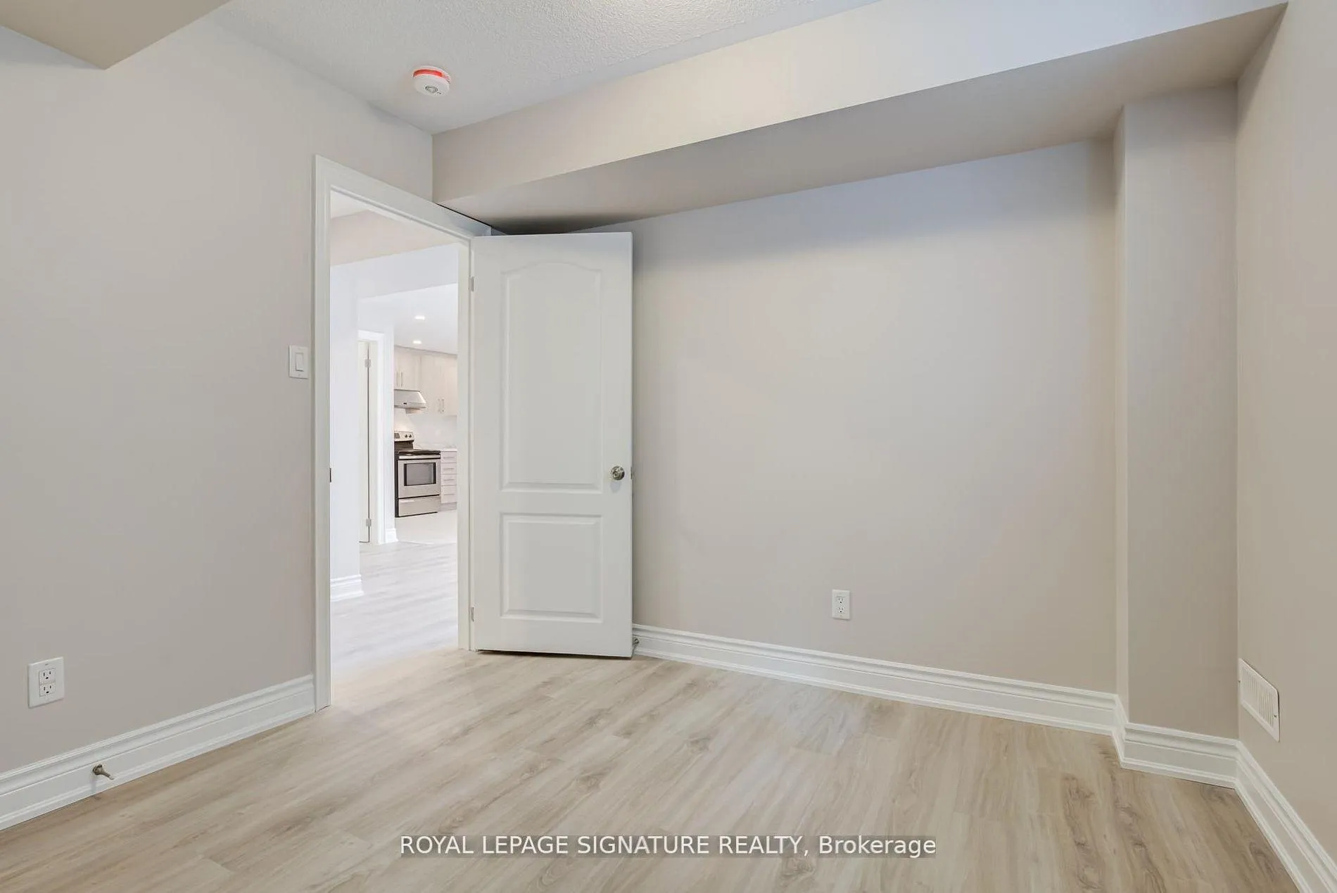 Photo 20 of Unit Bsmt, 16 Dancing Waters Road, Brampton, Bram West — HOMEH