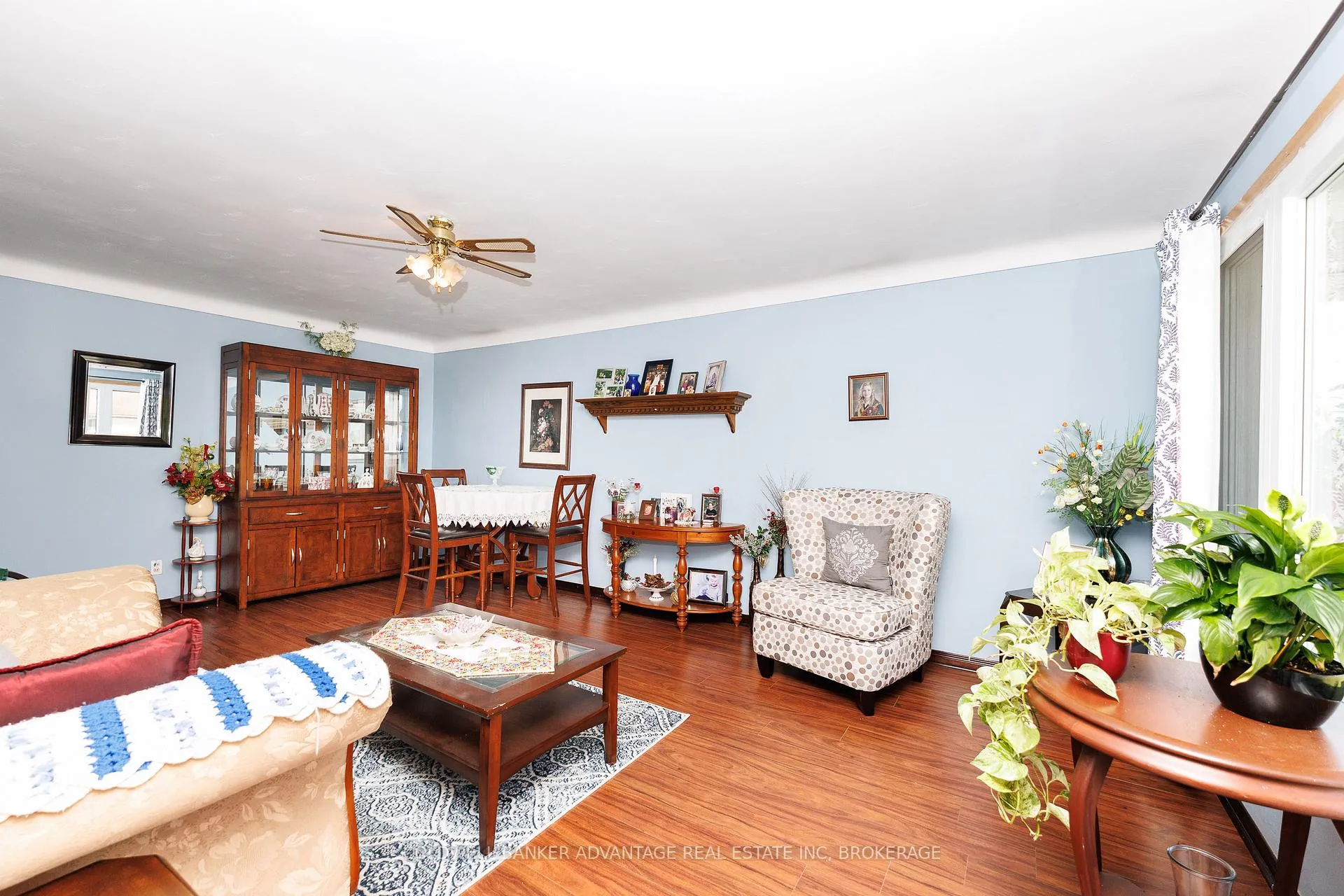 Photo 6 of 813 Harriet Street, Welland, Lincoln/Crowland — HOMEH