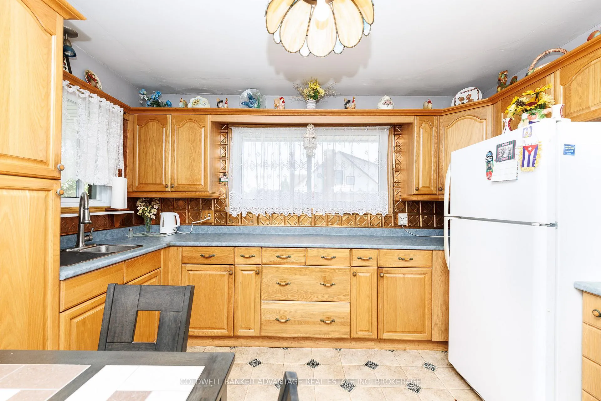 Photo 10 of 813 Harriet Street, Welland, Lincoln/Crowland — HOMEH