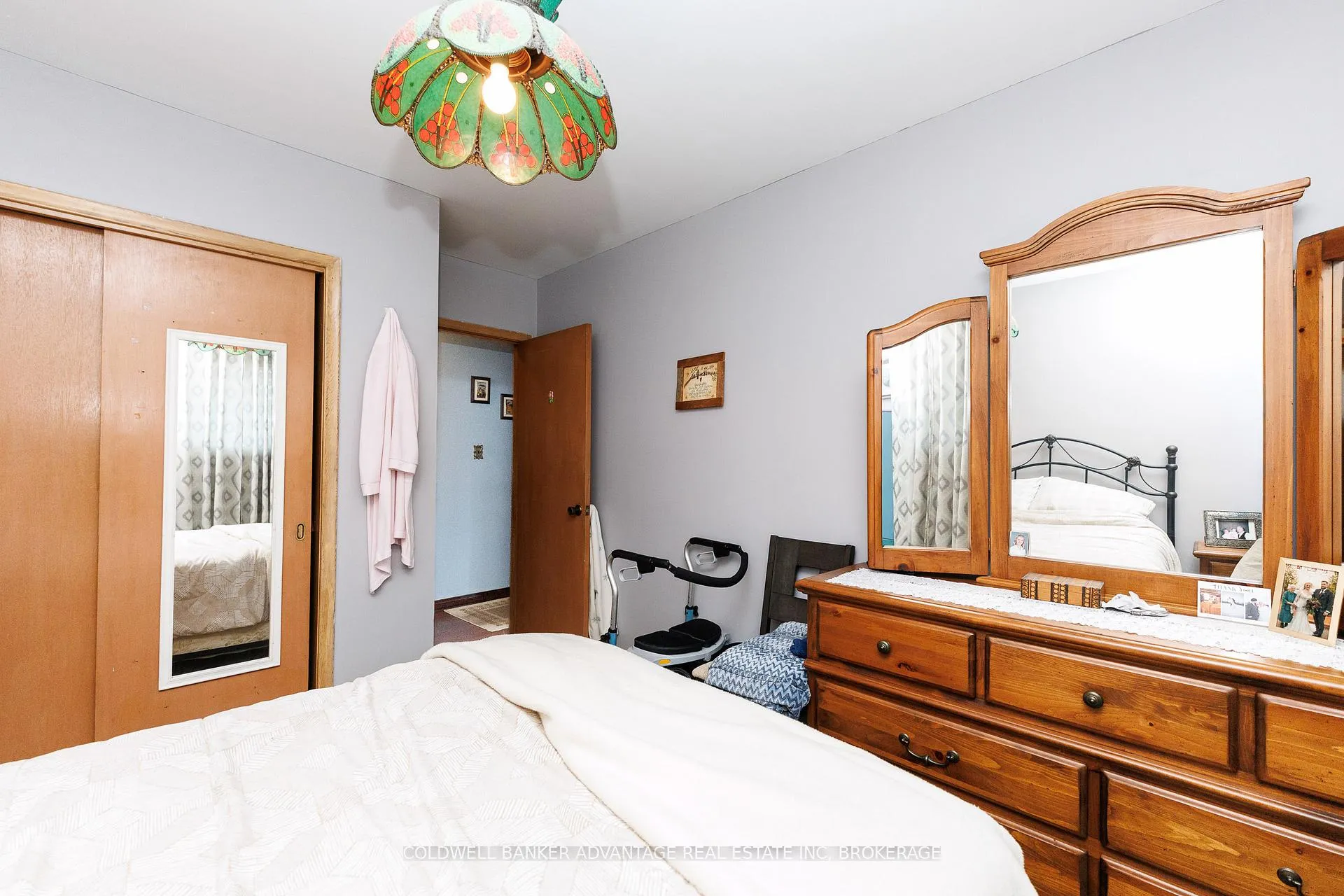 Photo 15 of 813 Harriet Street, Welland, Lincoln/Crowland — HOMEH