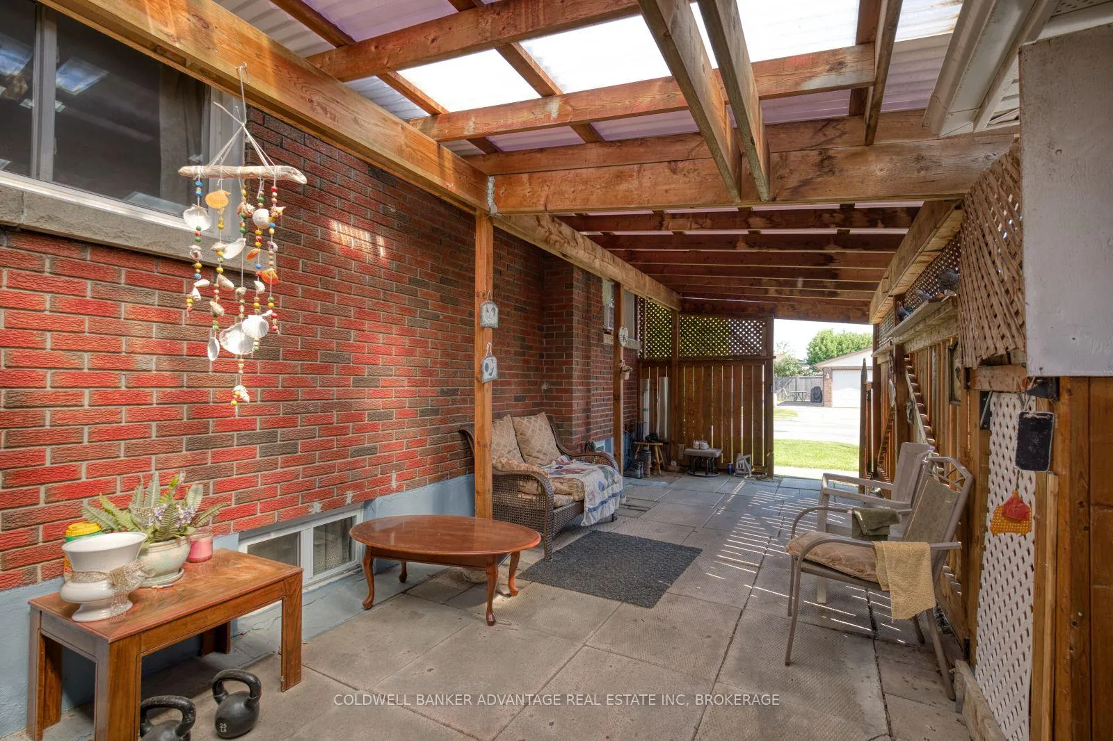 Photo 25 of 813 Harriet Street, Welland, Lincoln/Crowland — HOMEH