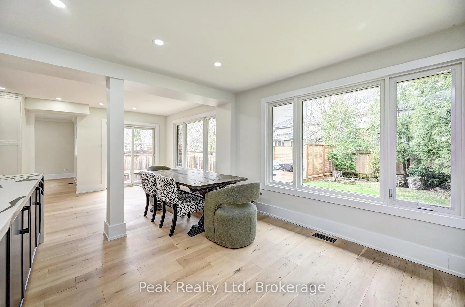 Photo 7 of 352 Stephanie Drive, Guelph, Willow West/Sugarbush/West Acres — HOMEH