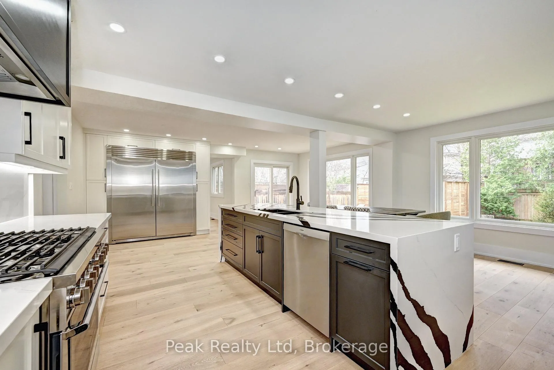 Photo 13 of 352 Stephanie Drive, Guelph, Willow West/Sugarbush/West Acres — HOMEH