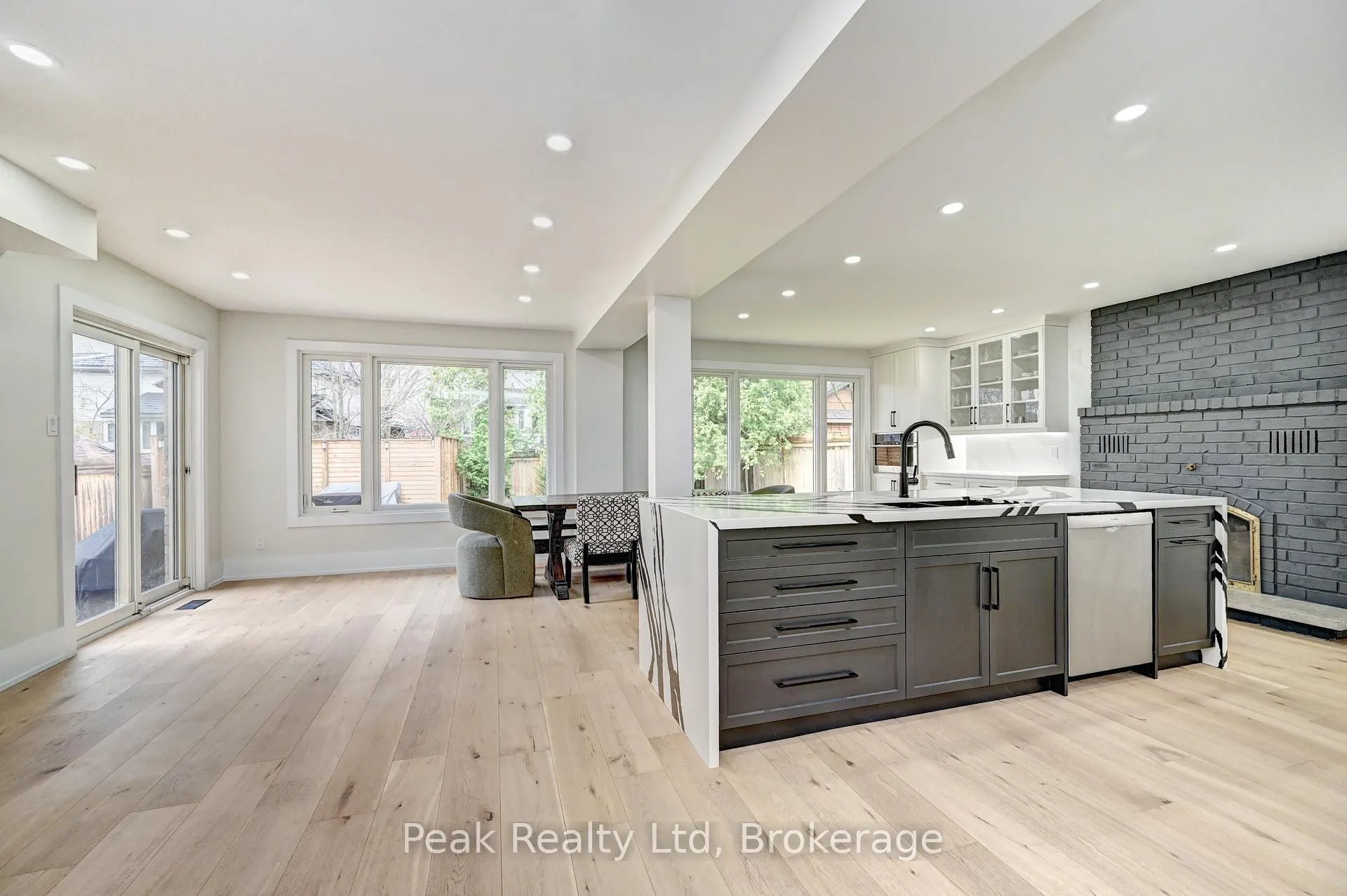 Photo 16 of 352 Stephanie Drive, Guelph, Willow West/Sugarbush/West Acres — HOMEH