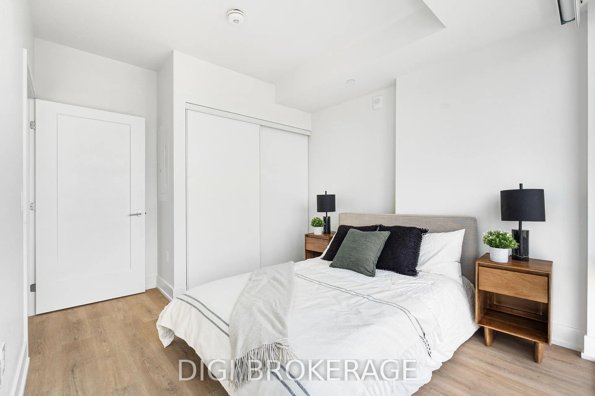 Photo 19 of Unit 1205, 2070 Scott Street, Ottawa, Westboro South — HOMEH