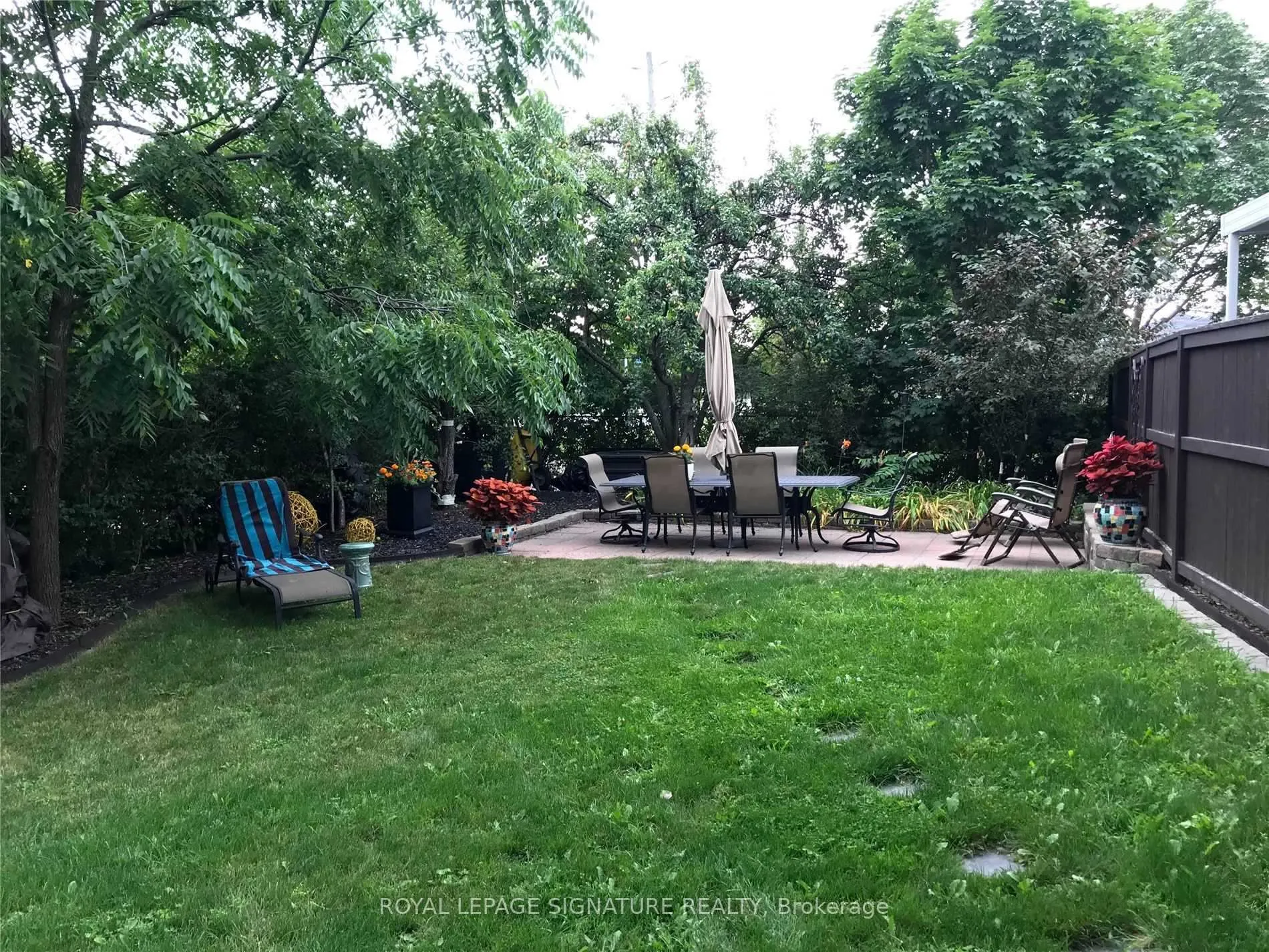 Photo 10 of Unit Main, 2 Learmont Drive, Etobicoke, Willowridge-Martingrove-Richview — HOMEH