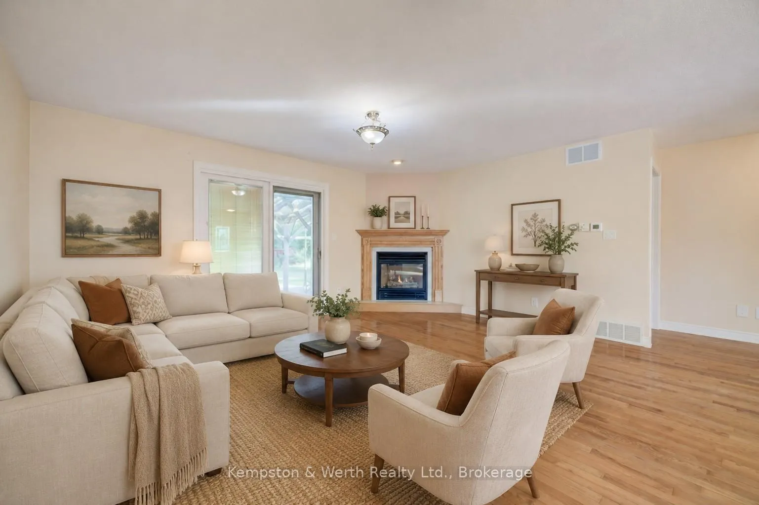 Photo 10 of 246 King Street, North Perth, Elma — HOMEH
