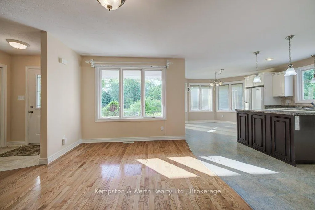 Photo 12 of 246 King Street, North Perth, Elma — HOMEH
