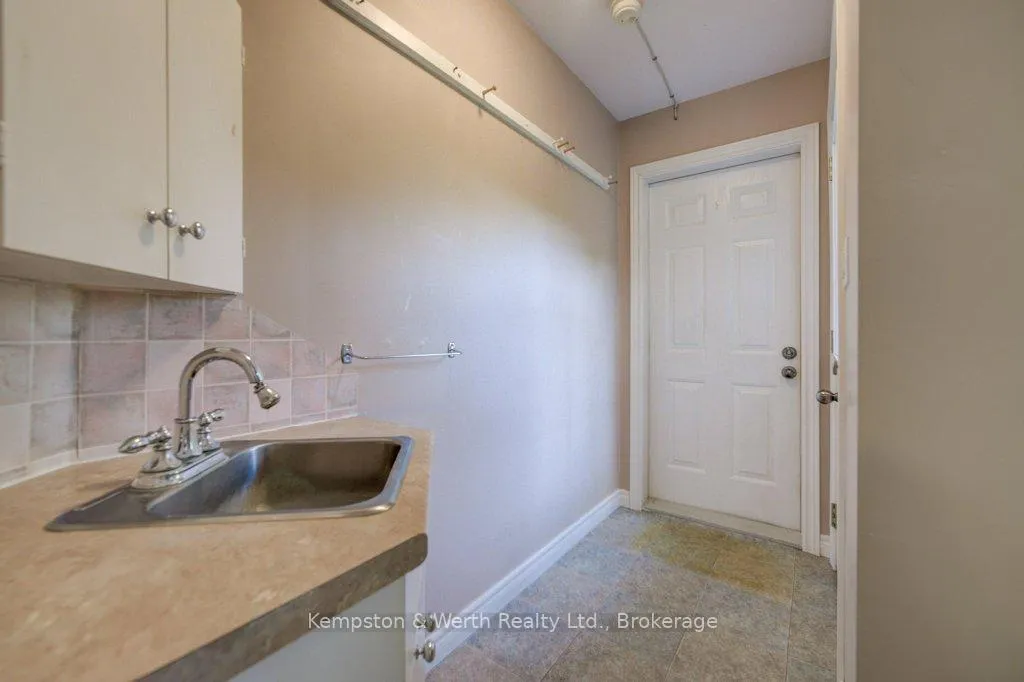 Photo 22 of 246 King Street, North Perth, Elma — HOMEH