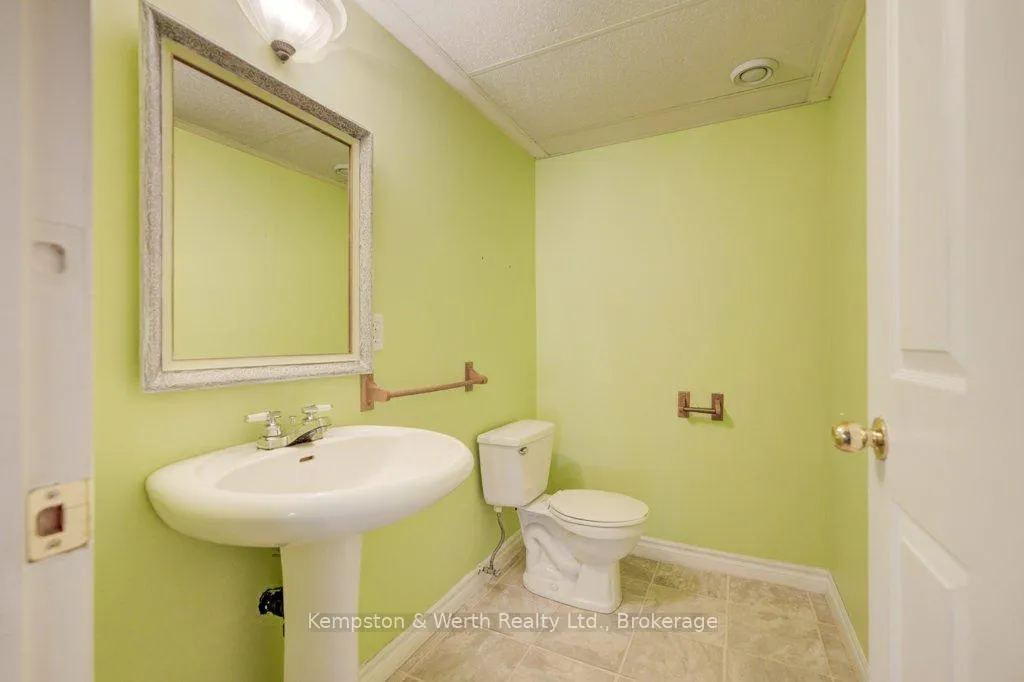 Photo 35 of 246 King Street, North Perth, Elma — HOMEH