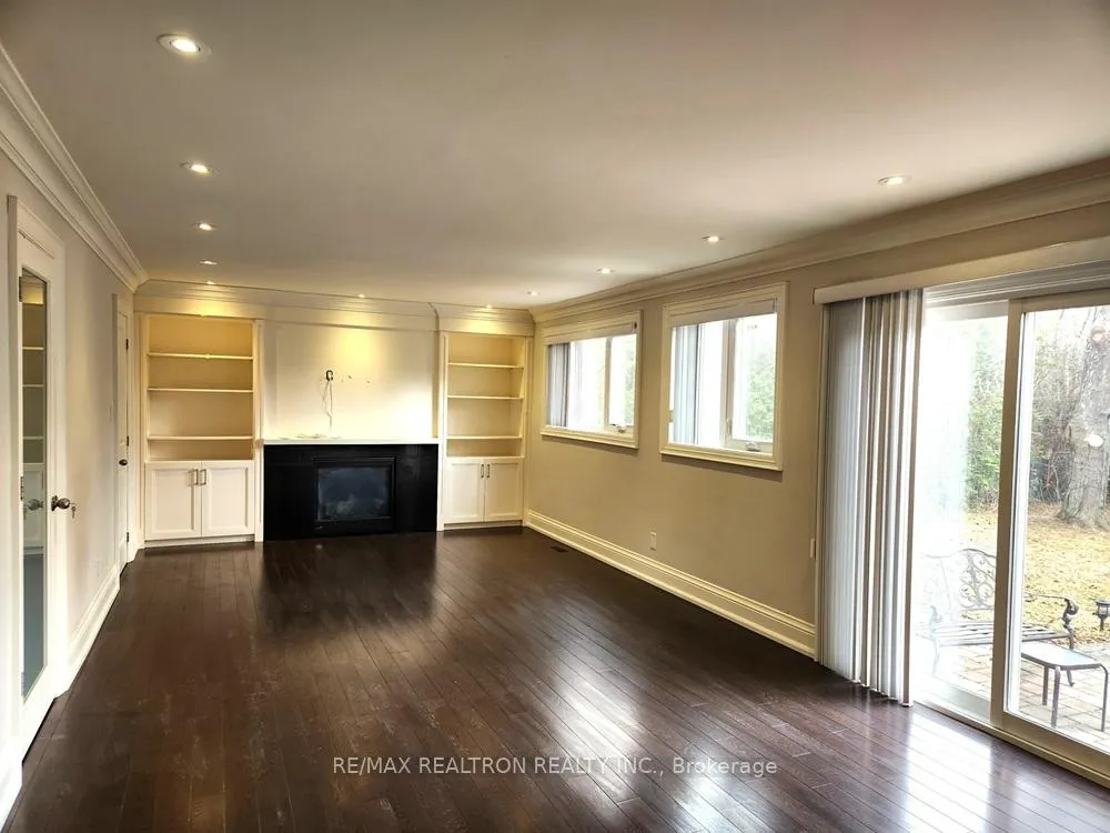 Photo 12 of 207 Bayview Fairways Drive, Markham, Bayview Fairway-Bayview Country Club Estates — HOMEH