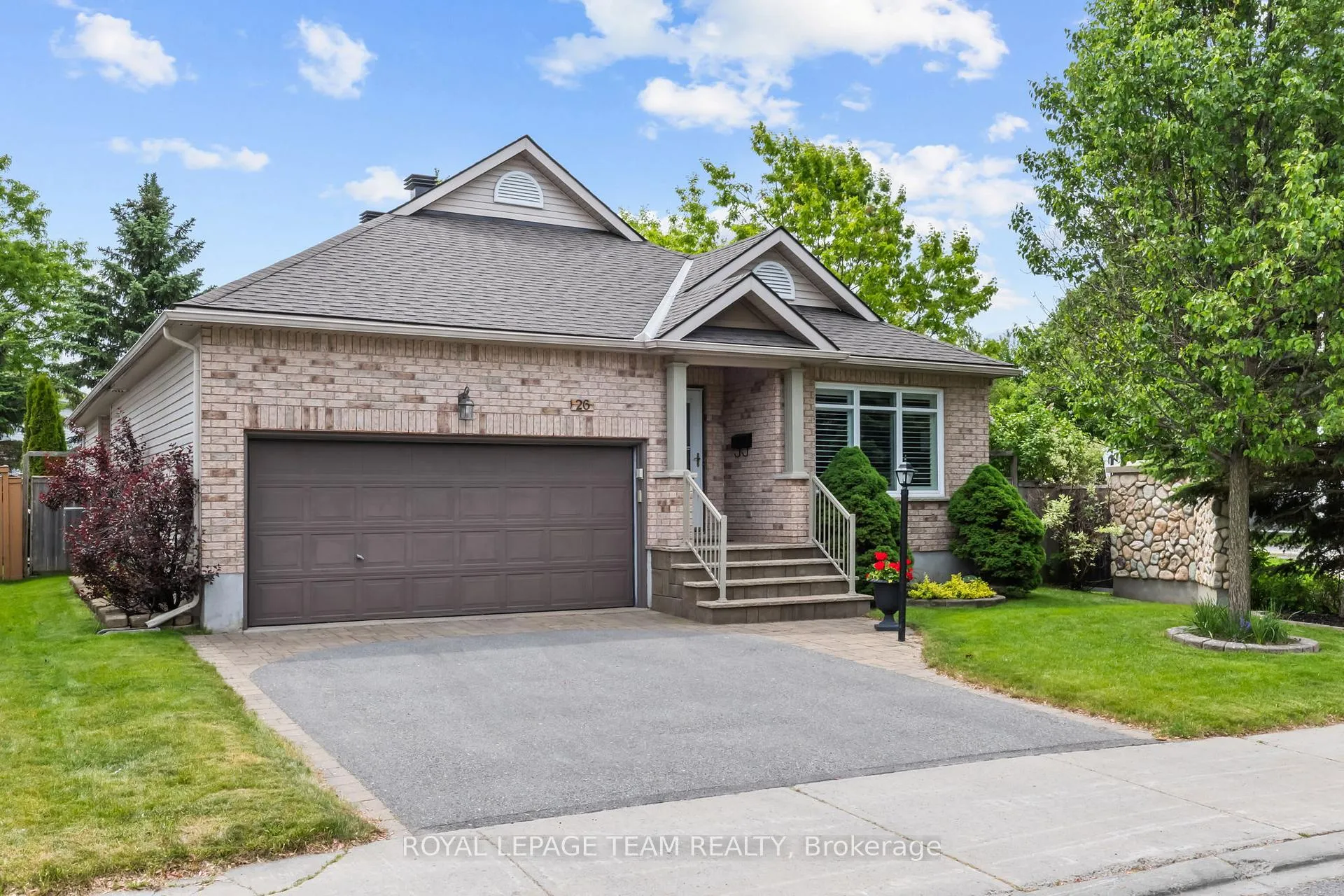 Photo 1 of 26 Escade Drive, Ottawa, Barrhaven East — HOMEH