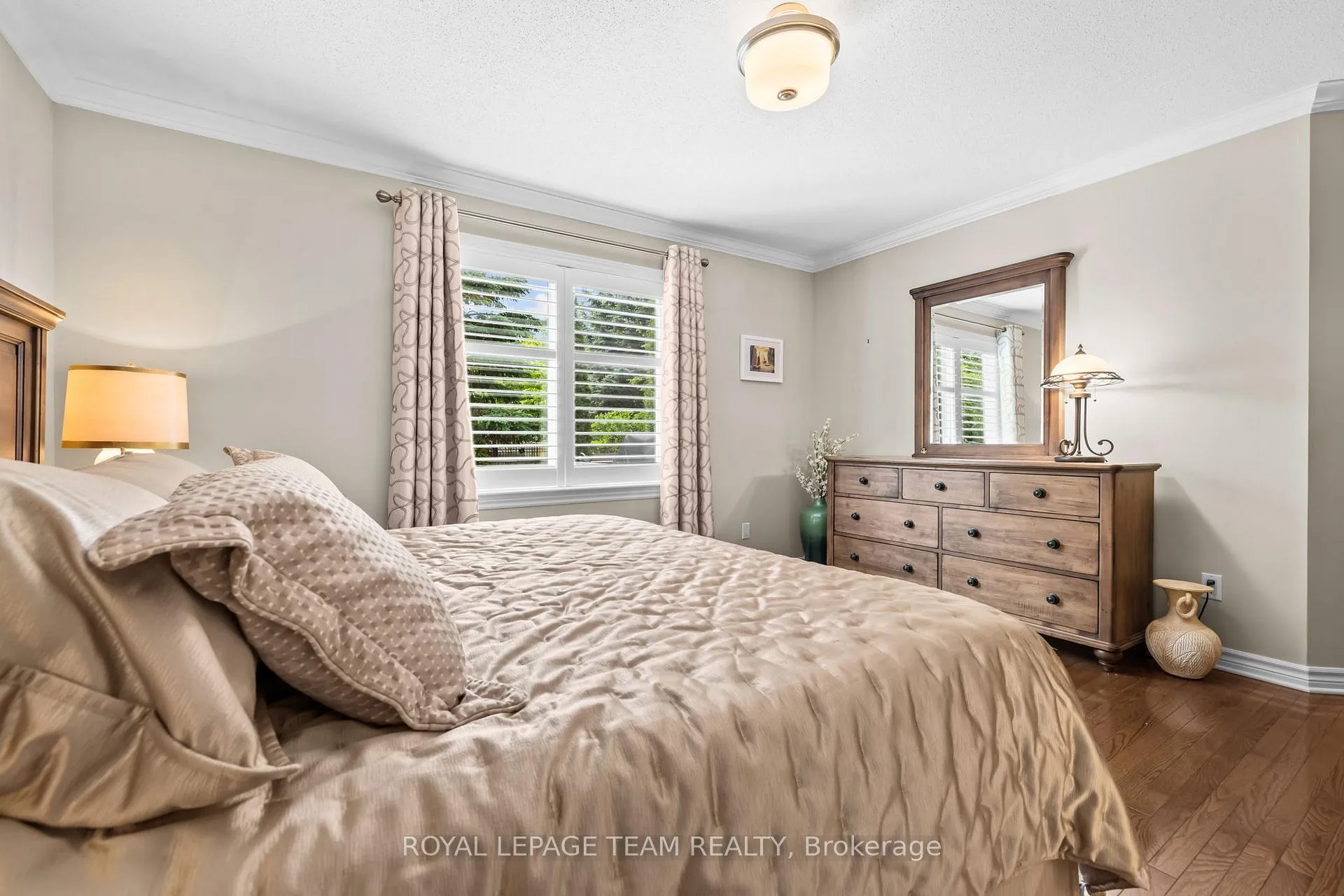 Photo 22 of 26 Escade Drive, Ottawa, Barrhaven East — HOMEH