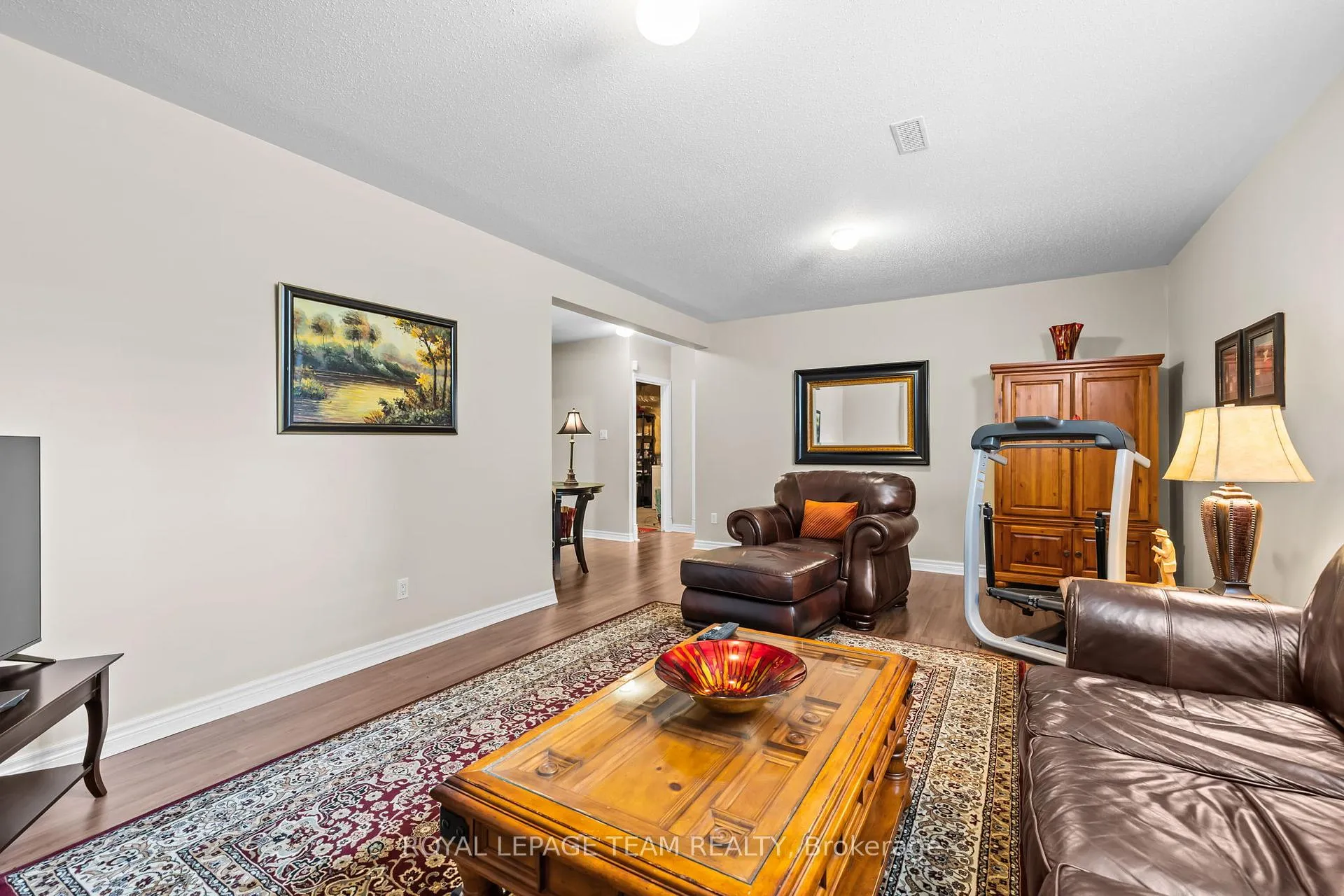 Photo 30 of 26 Escade Drive, Ottawa, Barrhaven East — HOMEH