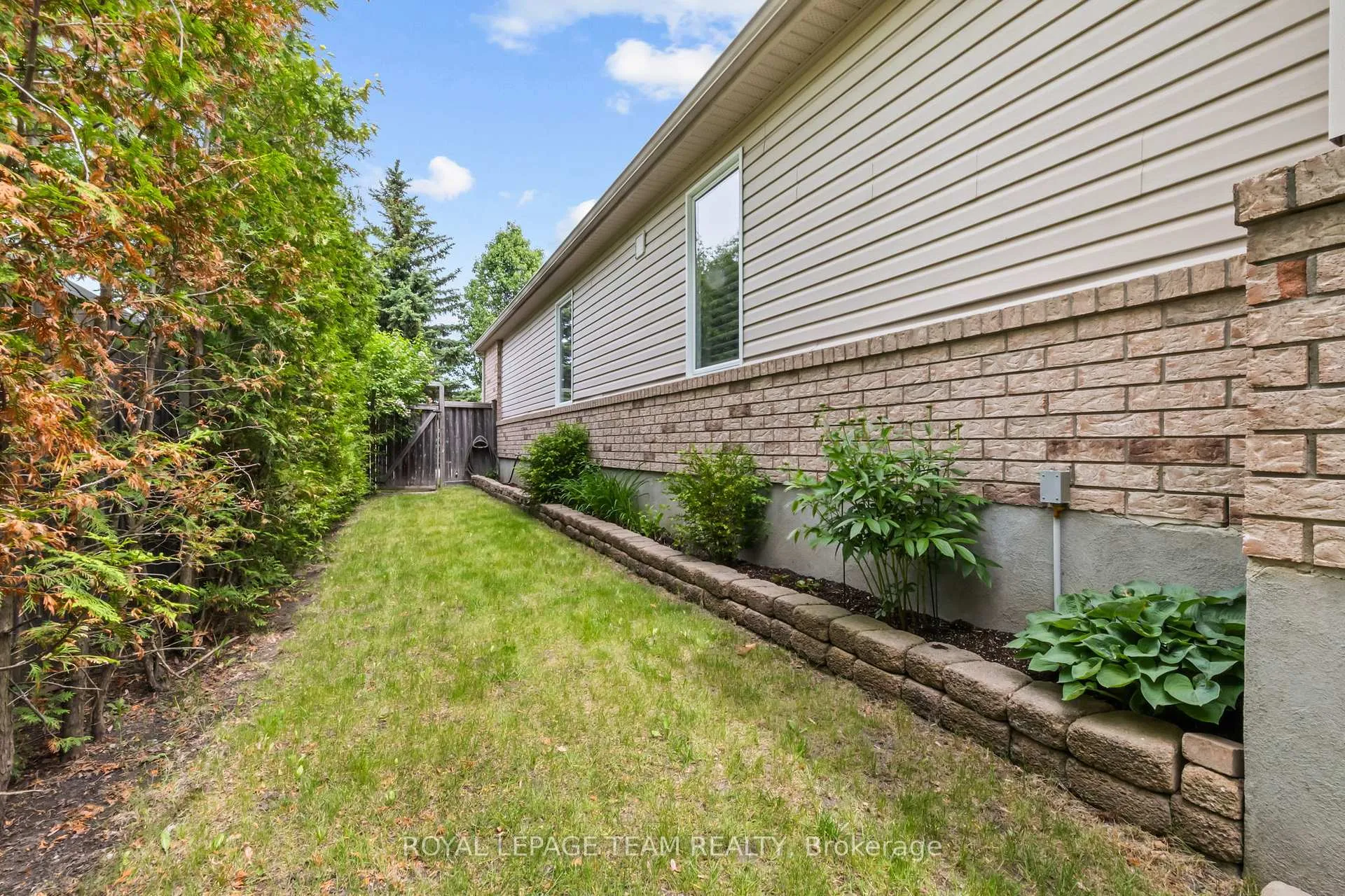 Photo 40 of 26 Escade Drive, Ottawa, Barrhaven East — HOMEH