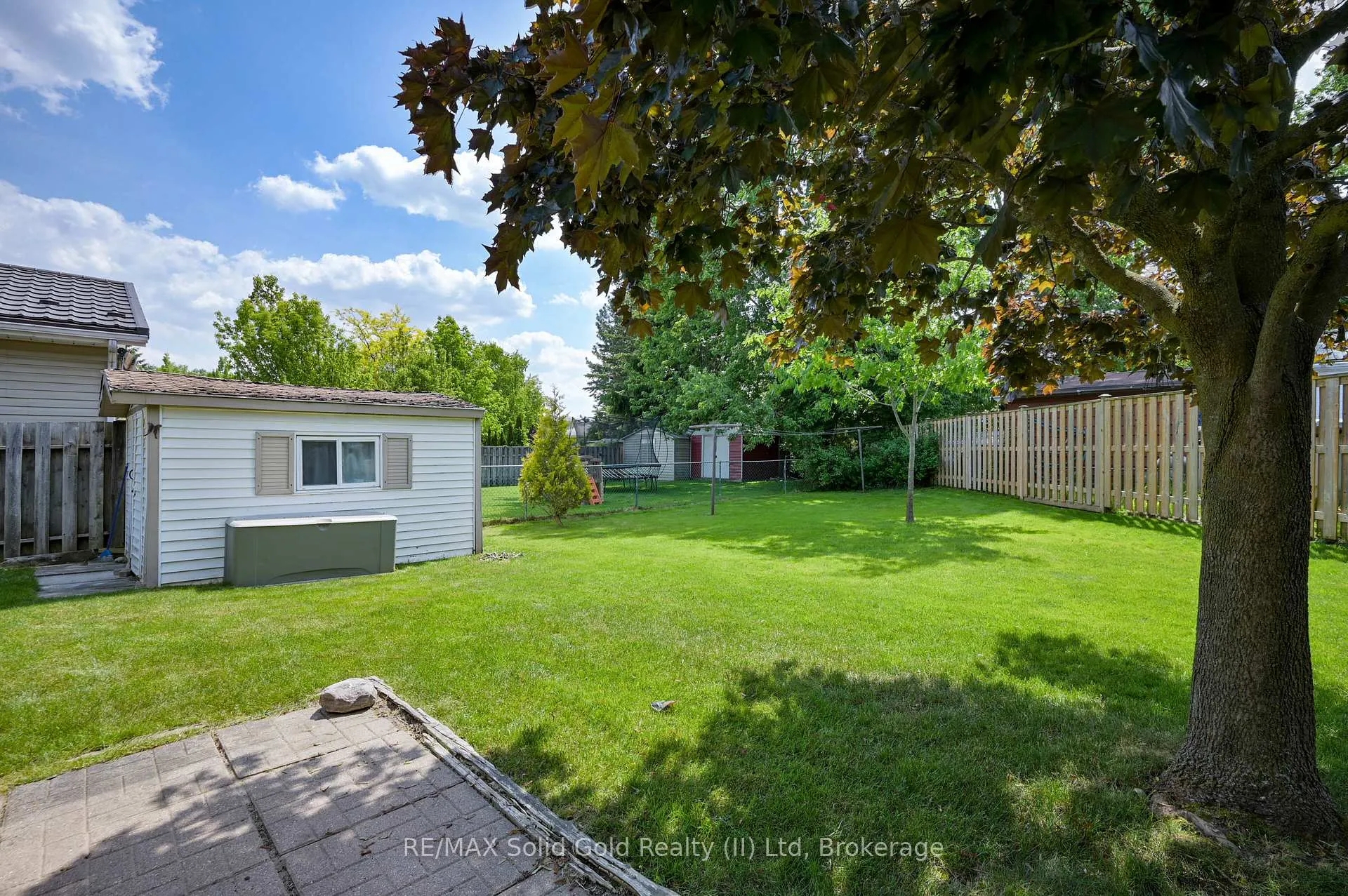 Photo 36 of 613 Dogwood Lane, Waterloo — HOMEH