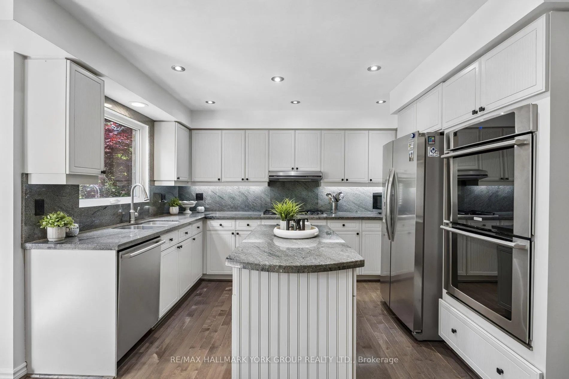 Photo 11 of 134 Corner Ridge Road, Aurora, Aurora Highlands — HOMEH