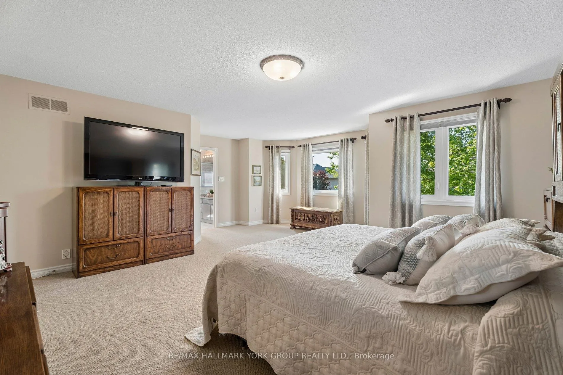 Photo 20 of 134 Corner Ridge Road, Aurora, Aurora Highlands — HOMEH
