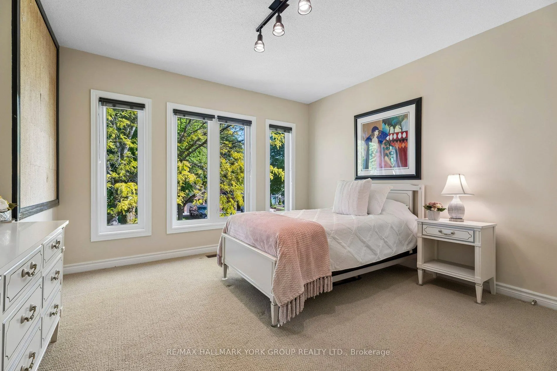 Photo 27 of 134 Corner Ridge Road, Aurora, Aurora Highlands — HOMEH