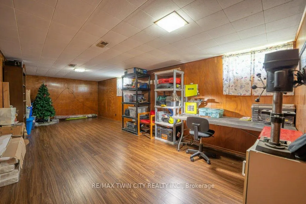 Photo 23 of 995 Weber Street E, Kitchener — HOMEH