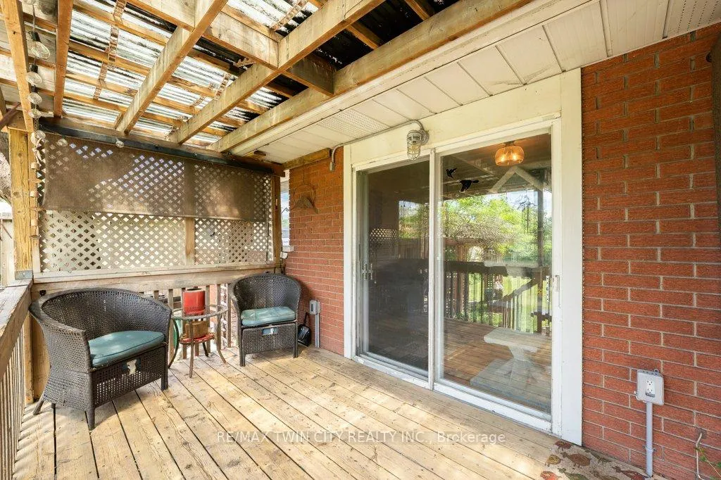 Photo 25 of 995 Weber Street E, Kitchener — HOMEH