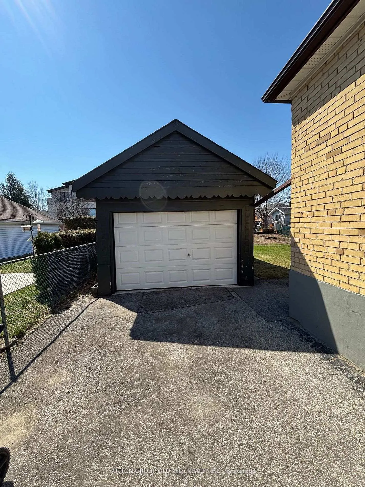 Photo 35 of 14 Ashmore Avenue, Etobicoke, Stonegate-Queensway — HOMEH