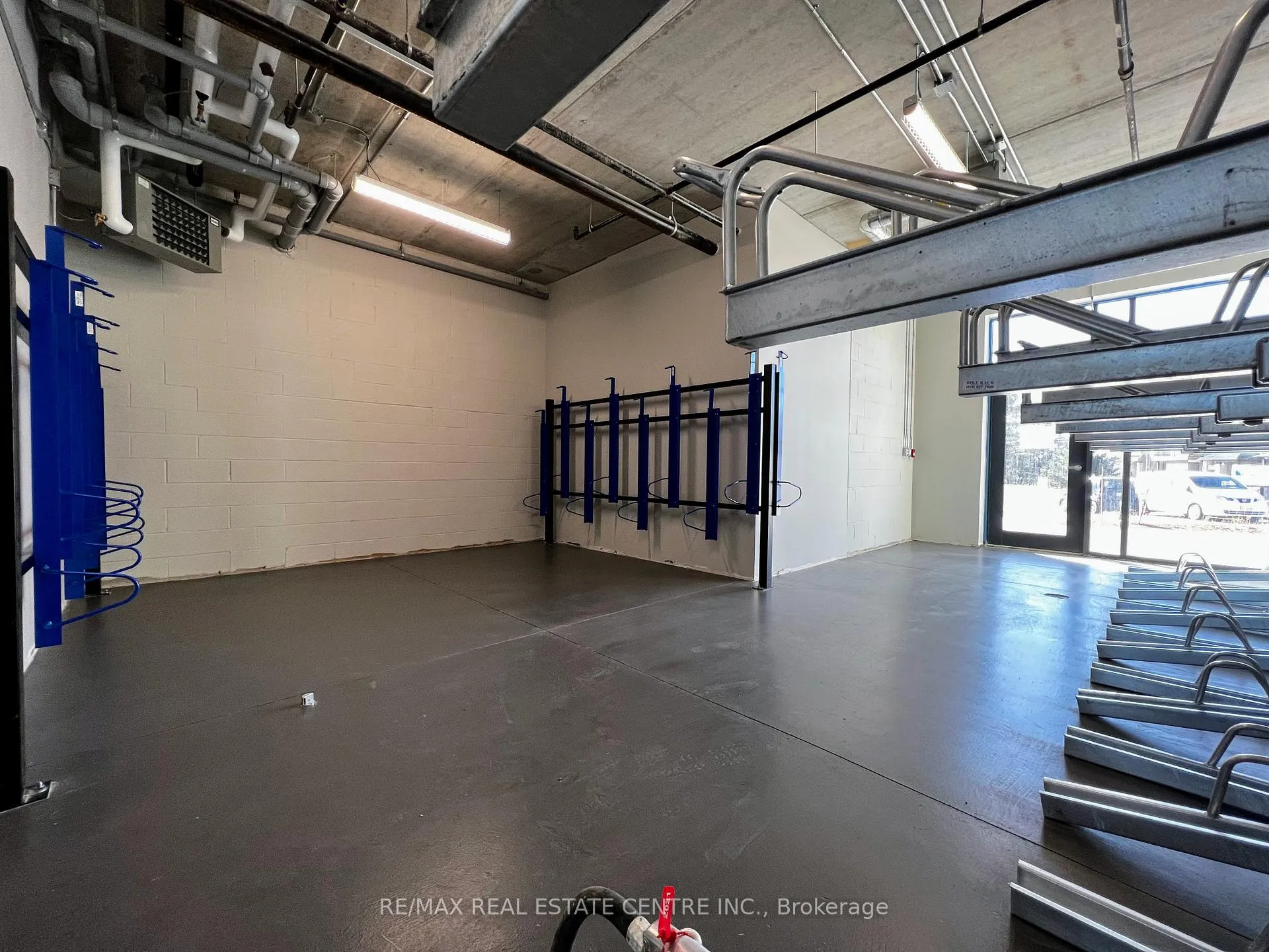 Photo 16 of Unit 614, 26 Lowes Road W, Guelph, Clairfields/Hanlon Business Park — HOMEH