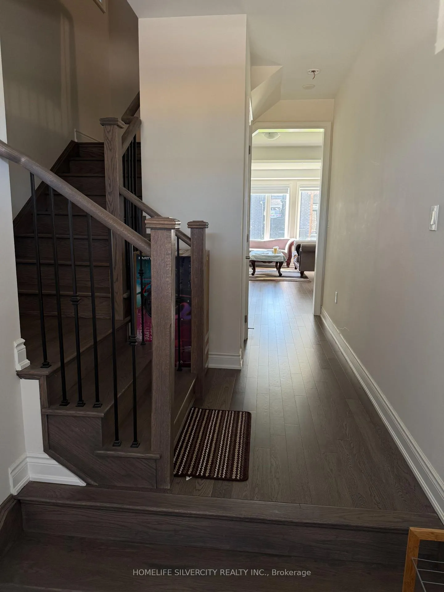 Photo 2 of 39 Stanley Leitch Drive, Kitchener, Mill Courtland Woodside Park — HOMEH