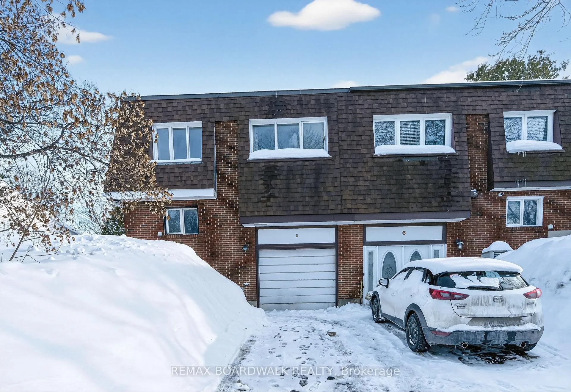 Photo 1 of 8 Oberon Street, Ottawa, Westcliffe Estates — HOMEH