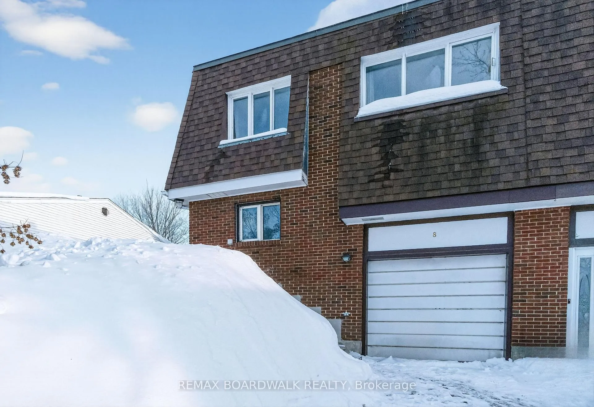 Photo 3 of 8 Oberon Street, Ottawa, Westcliffe Estates — HOMEH