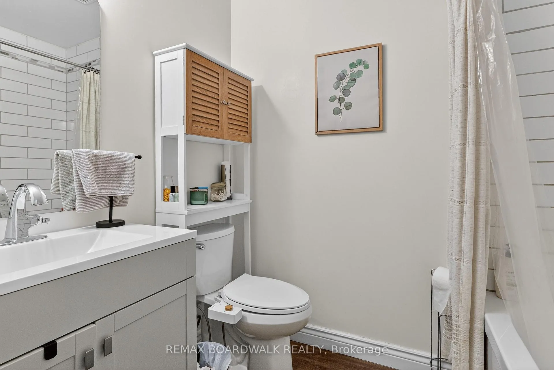 Photo 15 of 8 Oberon Street, Ottawa, Westcliffe Estates — HOMEH