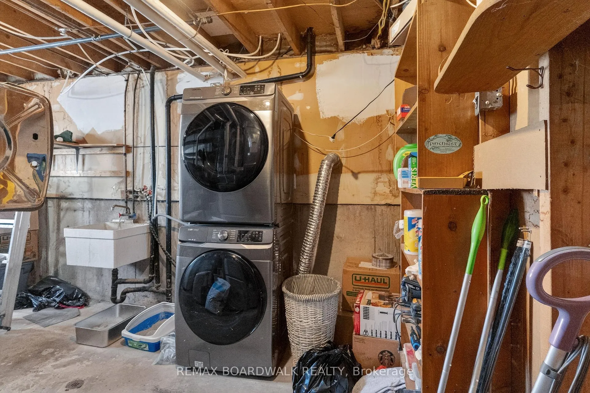 Photo 23 of 8 Oberon Street, Ottawa, Westcliffe Estates — HOMEH