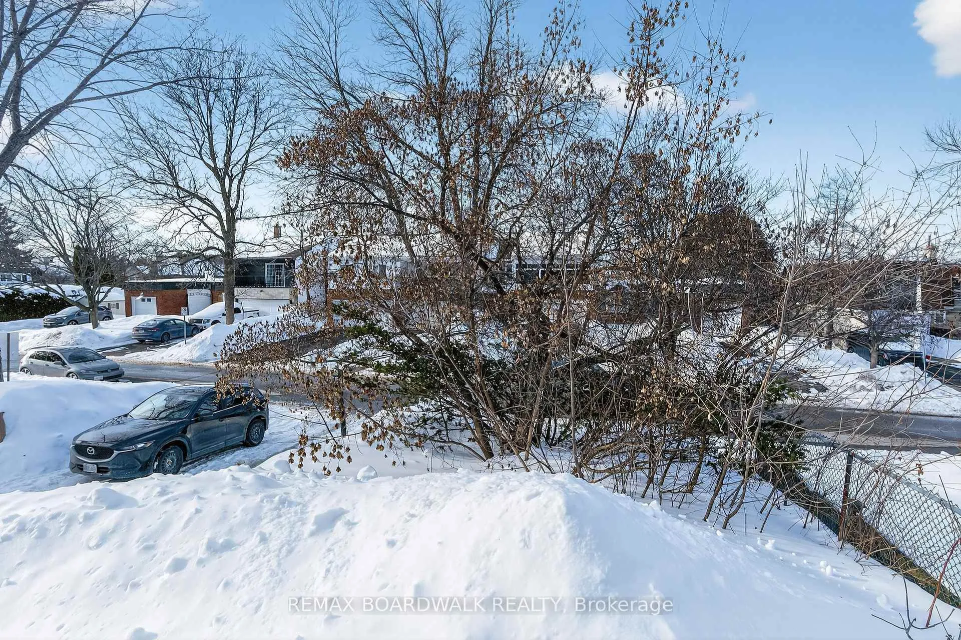 Photo 28 of 8 Oberon Street, Ottawa, Westcliffe Estates — HOMEH