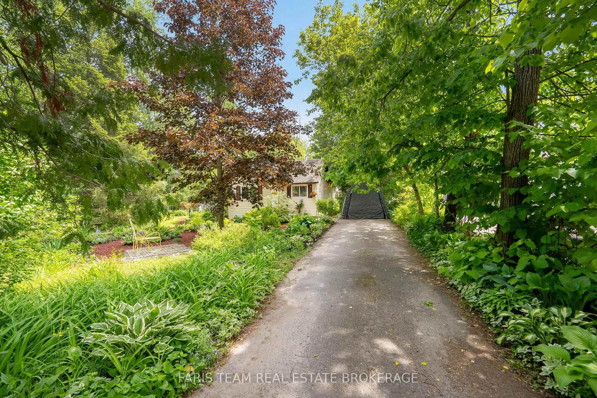 Photo 3 of 745 James Street, Innisfil, Alcona — HOMEH