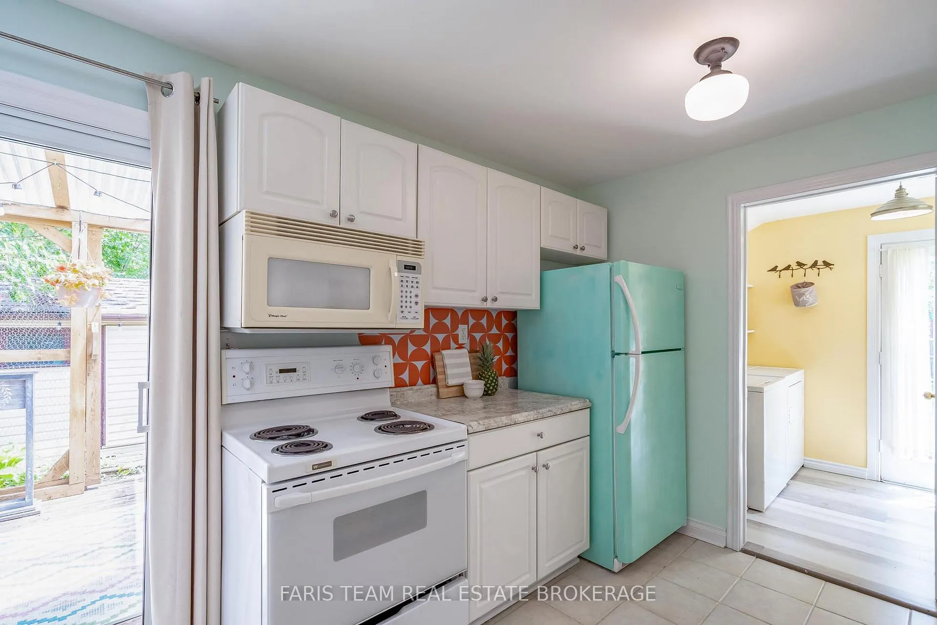 Photo 9 of 745 James Street, Innisfil, Alcona — HOMEH