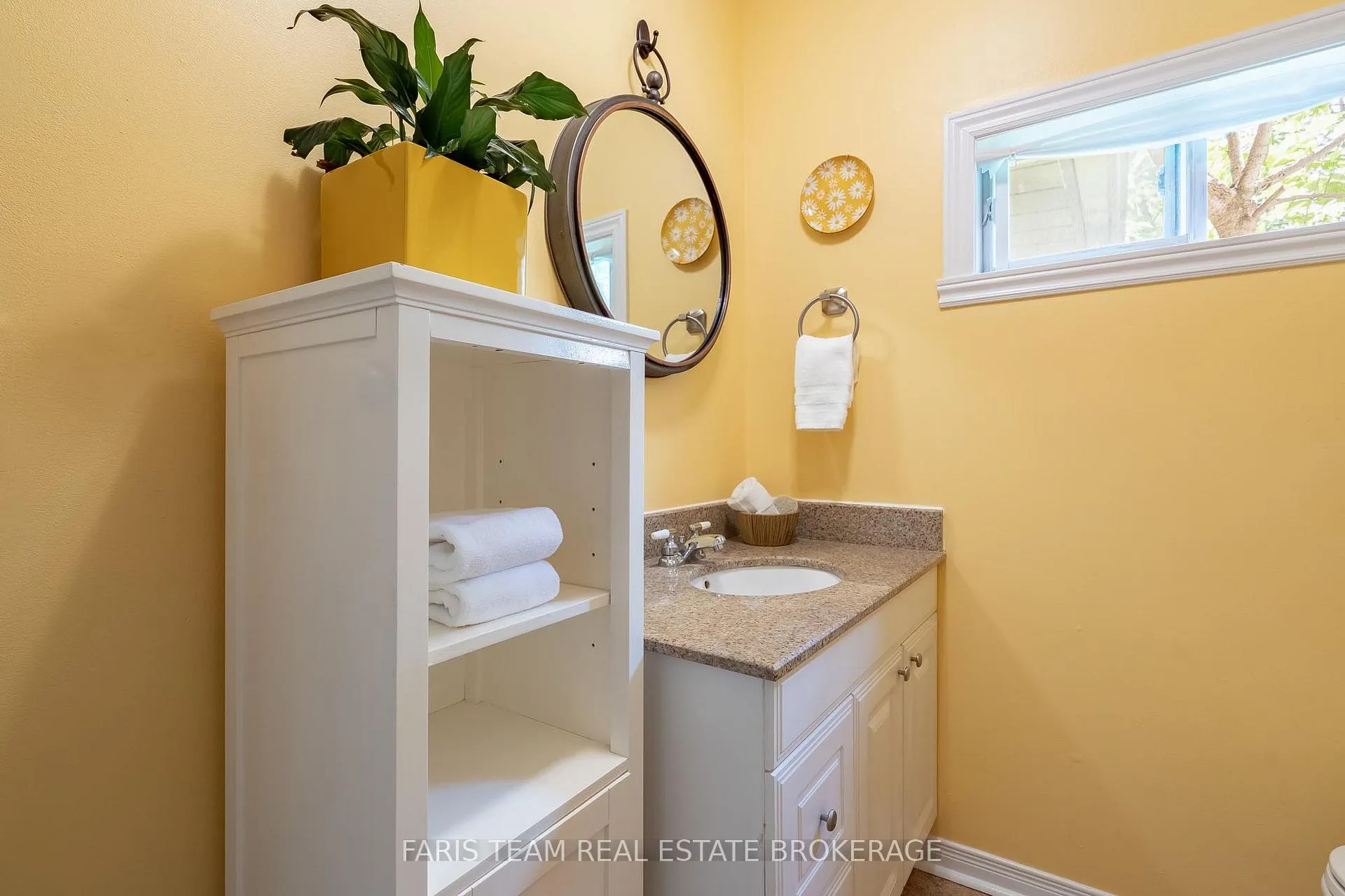 Photo 19 of 745 James Street, Innisfil, Alcona — HOMEH