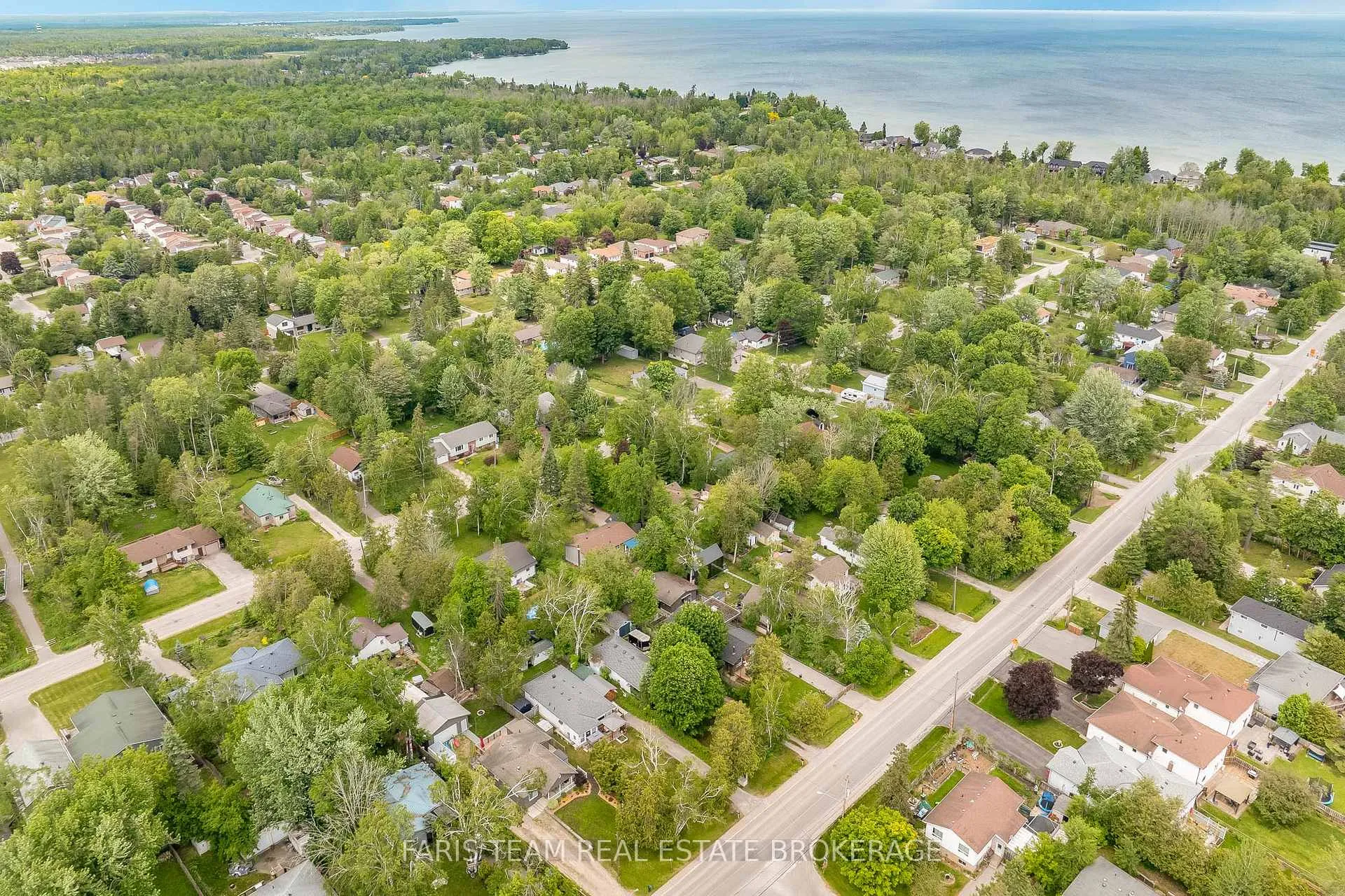 Photo 35 of 745 James Street, Innisfil, Alcona — HOMEH