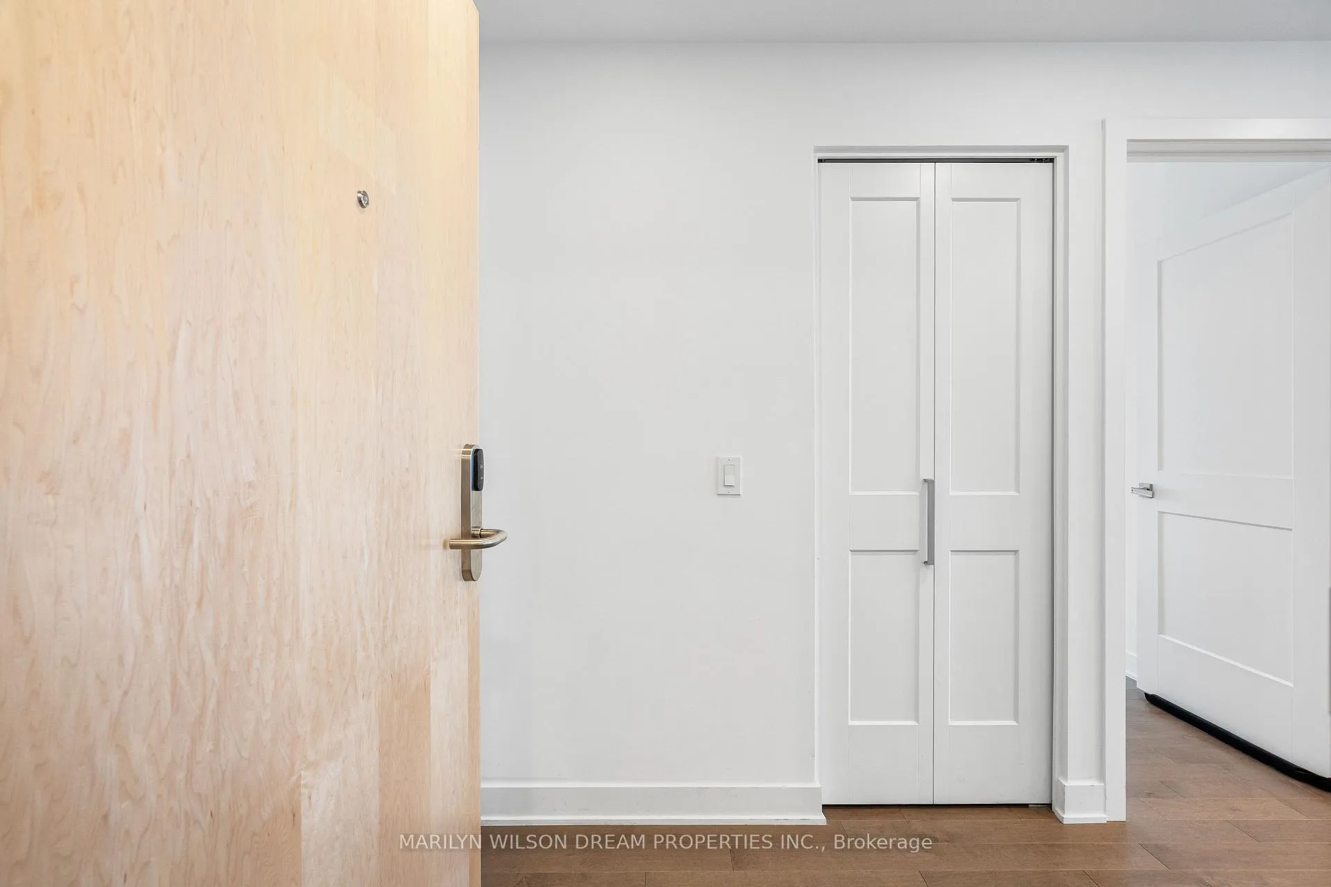 Photo 6 of Unit 1901, 340 Queen Street, Ottawa, Ottawa Centre — HOMEH