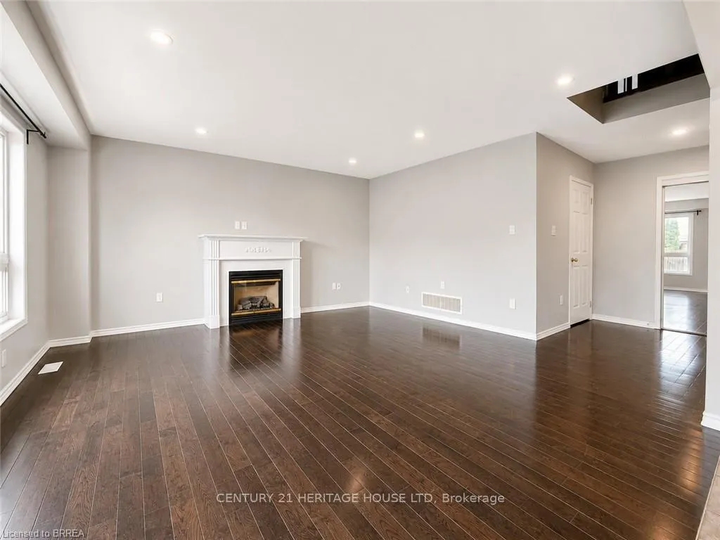 Photo 6 of Unit Upper, 63 Kaufman Drive, Hamilton, Binbrook — HOMEH