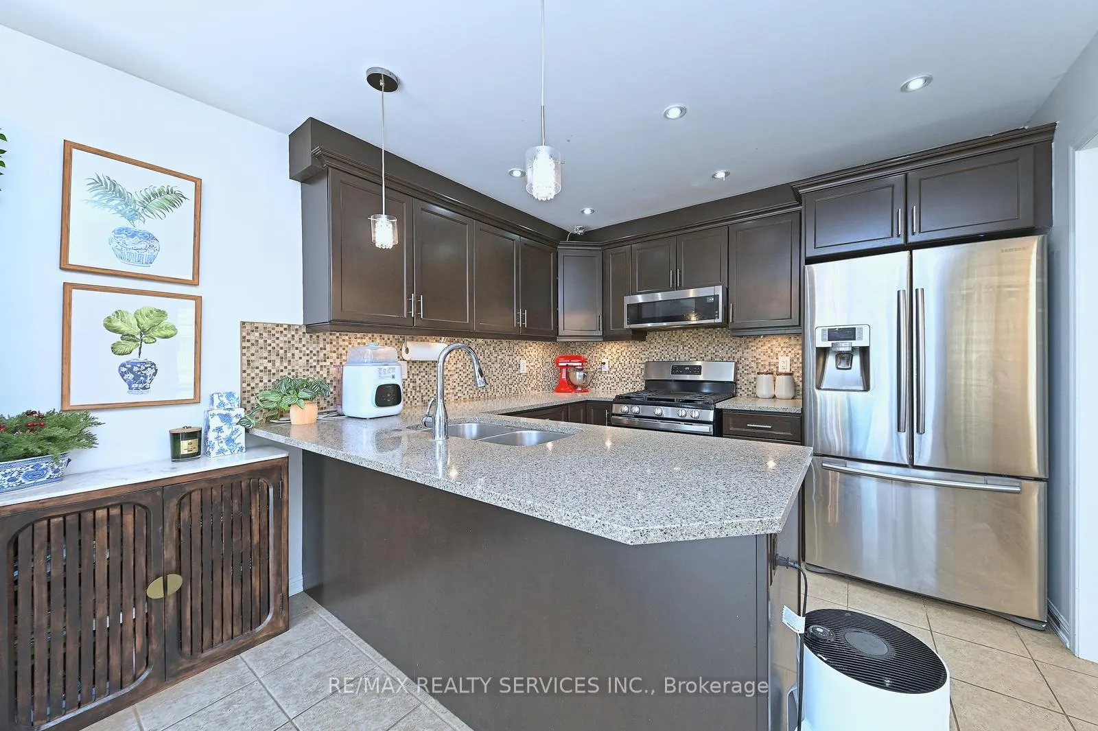 Photo 15 of 58 Veterans Drive, Brampton, Northwest Brampton — HOMEH